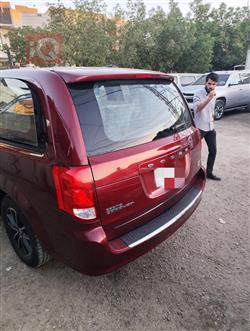 دۆج گراند کاراڤان